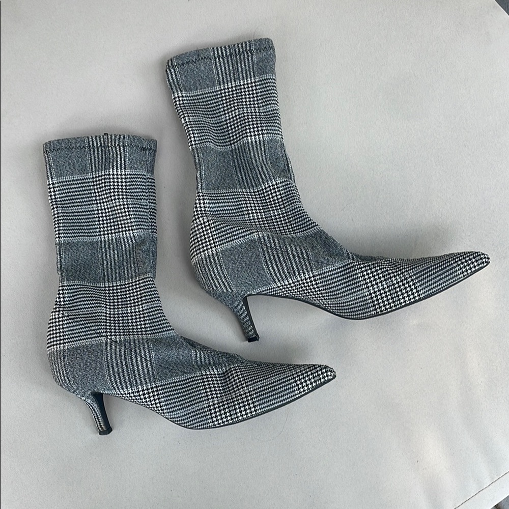 Plaid Ankle Boots - Gray - a new day
